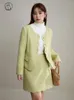 Arbetsklänningar Dushu Elegant Fresh Lady-stil Fashionabla Women's Suit 2024 Winter Slim A-Line Mini Paraply kjol Tvådelar Set Female