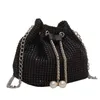 Sacos de ombro feminino corrente crossbody saco cor sólida strass brilhante mochila cordão bling balde feminino namoro