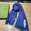 High-end halsdukar kvinnors sjalar ny klass av utländska explosiva brev med UV-skyddsscarf Silk och ull