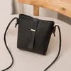 Sac en cuir PU pour femmes Simple Mobile Phe Sac de poignet utilitaire portable multifonctionnel exquis dames sacs à main d'épaule 814z #