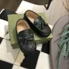 2024 Neue Kindermode -Leinwandschuhe Kinder atmungsbezogene lässige Sneaker Frühling Sommer Kleinkind Girls Jungen Slipper