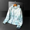2024 새로운 럭셔리 고품질 봄과 가을 새로운 슬림 한 적합 재킷 남자 유럽 스테이션 패션 트렌드 인쇄 캐주얼 코트 아시아 크기 M-5XL