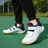 Kapcie kobiety butów w siatkówce tenisowej antystippery badminton Sneakers wygodne trening tenisowy męski siatkówki sportowe