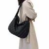 Bolsa de ombro acolchoada para mulheres Cott acolchoado Crossbody Bag Tote Bucket Menger Bag para mulheres Designer Handbag Purse 2023 J9vW #