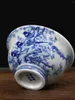 Teaware set Jingdezhen imitation ming yongle under glaze blå och vit porslin press hand master smak prov te cup antik