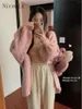 Damskie dzianiny leniwy styl słodki różowy sweter kobiety top jesienny koreański luźne luźne miękkie kleszczowe proste dzianinowe ubrania na dzianiny