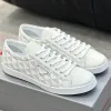 2024 new fashion Metal Triangle Men's High-end Boutique Simple Casual Sneakers high quality