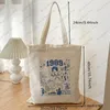 1pc 1989 pattern Canvas Shop Bag, TS Merch Portable Shoulder Bag, taylor's versi Trendy Tote Bag For Daily Life p0gW#
