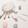 Persalized Name PU Cake Makeup Bag Портативная сумка для хранения косметики Shell Travel Mini W Сумка для рук Подарок невесты 73uH #