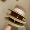 Breda randen hattar hink strandhatt sommar high-end ny modedesign sun vit halm mjuk topp neutral h240330