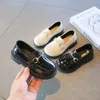 Fille Mode Style Britannique Appartements Chaussures Enfants Casual Chaussure En Cuir Enfant Chaîne Confortable Semelle Souple Fête De Mariage Princesse 240321