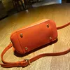 2023 Orange Blue Color Shell Form Flap Bag med mycket mellanlager Full Grain Cow Leather Women's Shoulder Crossbody Bag R91E#