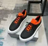 2024 New Fashion Man Wide Sports Sports Sport Shoes 디자이너 플랫폼 러너 밑창 캐주얼 신발 가죽 클래식 트라이앵글 스포츠 신발 38-44EU