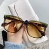 Sunglasses 2023 Retro Square Sunglasses for Female Designers Luxury Mens Sunglasses Classic UV400 Outdoor Womens Sunglasses for Men J240330