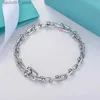 Braccialetti con ciondoli Vendita calda in argento sterling 925 a forma di ferro di cavallo a forma di U ad incastro classico marchio di moda per banchetti gioielli di lussoQ240330