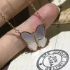Brand de créateur Van Fritillaria High Version Butterfly Collier V Famille 18K Rose Gold Style White Collar Collar Broadcast Live