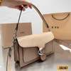 2023 Handtasche Crossbody Schulter für Frauen echtes Leder weiblicher Mode Cross Body Bag Klappe Designer -Taschen Schwarz