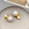 Boucles d'oreilles à clous rétro européen et américain incrusté de perles double face pour femmes de luxe élégant mode placage or 18 carats livraison directe juif Dhgbs