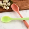 Spuons Silicone Silicone Alta temperatura Resistência arredondada, fácil de compreender o conjunto de cozinha de material de segurança anti-deslizamento pode ser esterilizado de segurança