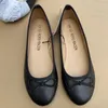 Sapatos casuais elegante bowknot bailarina feminina plana dedo do pé redondo conforto deslizamento-em senhoras mocassins couro único mules primavera e outono