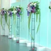 パーティーデコレーションペイントされた金の黒い花の金属製の花アーチスタンドセンターピースの花のアレンジメントステージ760ドロップデビューDH47Pのドロップ