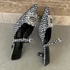 Повседневная обувь, лето 2024, элегантные сабо со стразами, брендовые дизайнерские удобные женские низкие тапочки на тонком высоком каблуке с острым носком, украшенные кристаллами