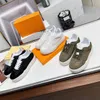 Buty projektantów Kobiety Groovy Platforma Sneakery wytłoczone płaskie buty klasyczne cielę czarno-białe trenerzy drukowania mody Rozmiar 35-41 3.20 13
