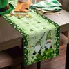 Tafelloper St. Patricks Day Klaver Linnen Lopers Dressoir Sjaal Decor Boerderij Eetkamer Feestdecoraties yq240330