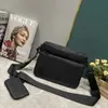 Läder män väska crossbody väskor designers väska messenger väskor totes väska omvänd duk set axel man väska med handväska plånbok koppling handväska ryggsäck 46603 30233 69443