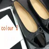 Paris luksusowe buty kanałowe czarne balet butów butów kobiety marki pikowane oryginalne skórzane baletko balerina okrągłe palce damskie dr buty Chann Z5f5#