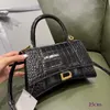 Designer luxe tas Dames retro handtas Winkelen Telefoontas Vrije tijd portemonnee Veelzijdige Messenger Damesmode handtas Klassieke Crossbody portemonnee handtas 02