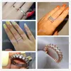 Pierścienie zespołowe Huitan luksusowy mikro utwardzony kwadratowy sześcien cyrkonu obiecuje Pierścienie miłosne dla kobiet zaręczyny biżuteria ślubna gorąca sprzedaż upuszczenie statku Pierścień T240330