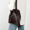 Omuz Çantaları Yüksek Kalite Birinci Katman İnek Pileli El Kova Kovası Tipi Kadın Çantası Vintage Kıdemli Sense Tek Çapraz Kilitli