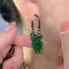 Boucles d'oreilles pendantes au design unique avec perles en cristal vert et rouge pour femme, accessoires quotidiens personnalisés à la mode, bijoux de fête, cadeau d'anniversaire