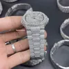 Popularne męskie mrożone diamenty zegarki Diamond Rame Watch Silver Diamond Face Pełny diamentowy pasek Automatyczny mechaniczny nadgarstek269o