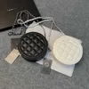 16% zniżki na designerską torbę 2024 torebki Xiaoxiangfeng damskie małe okrągłe modne i wszechstronne okrągłe ciasto jesień łańcucha lingge crossbody Trendy