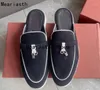 Hausschuhe Runde Kappe Frauen Sommer Loafer Flache Maultiere Metall Schloss Casual Rutschen Hohe Qualität Kid Wildleder Mischfarbe Männer Spaziergang