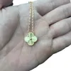 Designer Brand Van High Board Agate Lucky Lucky Four Leaf Grass Collier Femelle 18K Rose Gol Small and Luxury Style Collar Chain