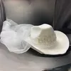 1pc Bride Cowgirl Hat With Veil Novety Cappone da cowboy Cappello da spiaggia estivo Cowgirl con LG velo Western Fancy Dr Accory N3GV#
