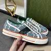 Designers Sapatos Tênis 1977 Sneakers Canvas Casual Retro Luxury Womens Men Bordado de sapatos planos Alto e baixo Tamanho respirável 35-46