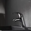Badrumsvaskar kranar av hög kvalitet mässingskran krompläterad och kallt vattenbassängblandare kran ett hålhandtag lavabo