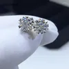 Kolczyki do stadnin HZXHR S925 Srebrna platyna Platy Całkowita 2 ct Genialna cięta karka diamentowa D Color Moissanite Snowflake