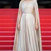 Runway Dresses A-Line Evening Celebrity Style Sexy Ladies Engagement Sweep / Brush Train ärmlös V Neck Chiffon med veck 2024