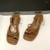 Casual Schoenen Schoenen Romeinse Stijl Zomer 2024 Platte Rubberen Sandalen Met Open Teen Voor Vrouwen Geen Hak Ademend Mode Luxe Uitverkoop Dames