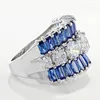 Klusterringar underbara kvinnor ringer för bröllopsengagemang smycken geometrisk glans vit blå sten elegant dam gåva hög kvalitet