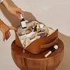 Kosmetiktaschen Reise-Make-up-Tasche Wasserdichte tragbare Tasche Offener flacher Toilettenartikel-Make-up-Organizer mit Trennwand und Griff