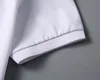 Polo da uomo Polo firmata per il focus della moda maschile Ricamo a righe con quadri bodybuilding stampa abbigliamento T-shirt per abbigliamento T-shirt da uomo in bianco e nero #a35