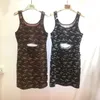 Nouvelle femmes motif logo motif sans manches tricot tricot creux de tank sexy