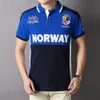 Trendy zomerherenpoloshirt van puur katoen met omslagkraag en uniek geborduurde letters