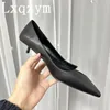 Chaussures décontractées bout pointu solide en cuir verni décor en cristal sans lacet mince talon bas bureau dames piste grande taille 44 haute qualité